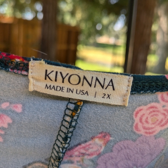 Kiyonna wrapped dress, 2x, green with floral design. - Picture 3 of 5